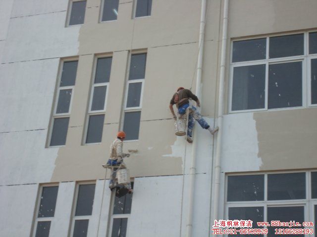 上海金鹤新城小区外墙涂料粉刷