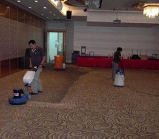 上海地毯清洗湿洗的两种方法